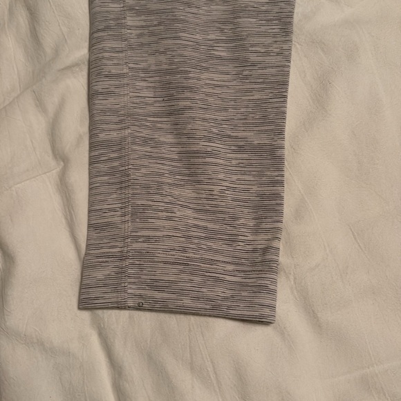 Lululemon Joggers - Picture 5 of 5